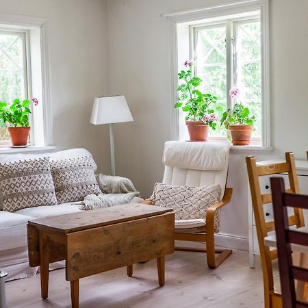 Vallby Cottage Enköping Esterno foto