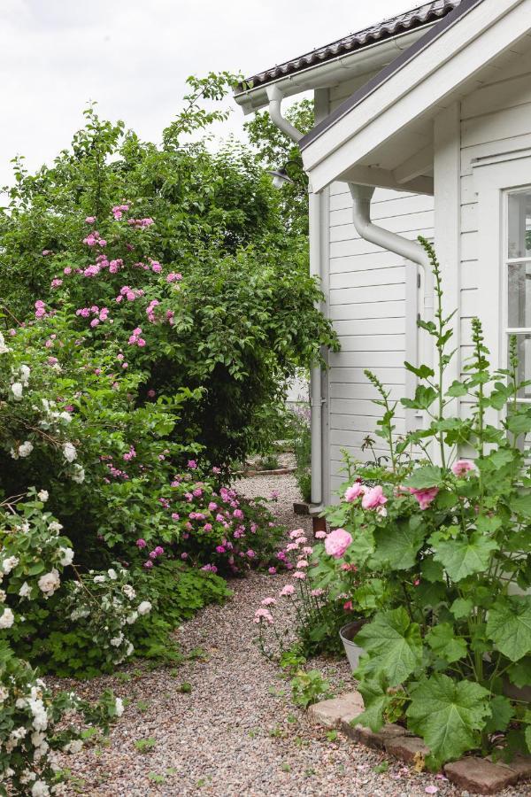 Vallby Cottage Enköping Esterno foto